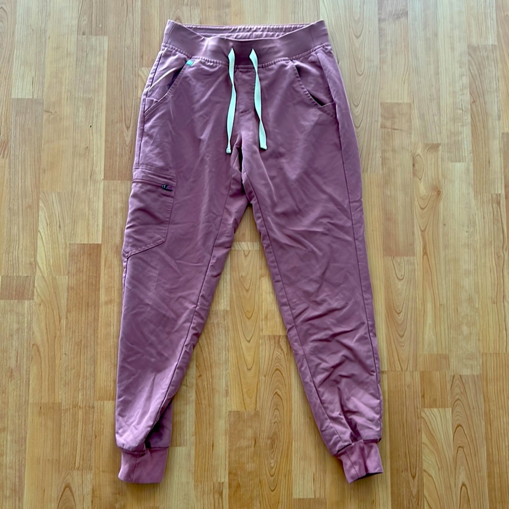 FIGs scrub joggers